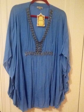 NWT women XL batwing blue boho top beaded accent